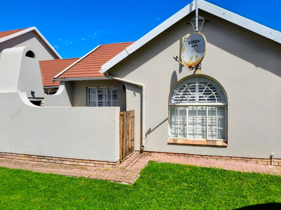 2 Bedroom Property for Sale in Aston Bay Eastern Cape
